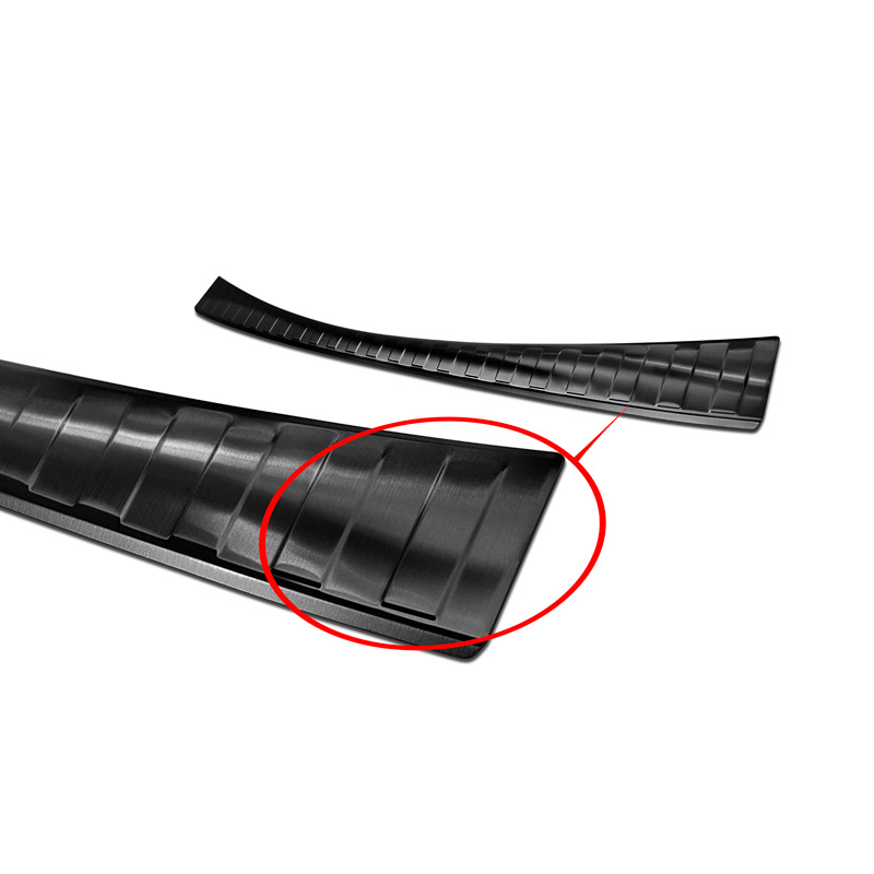 Protection de seuil arrière inox noir sur mesure pour Mitsubishi ASX Facelift 2019- 'Ribs'