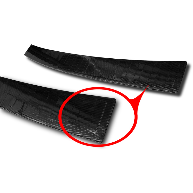 Protection de seuil arrière carboné 3D sur mesure pour Volkswagen Transporter T6 2015- (avec hayon arrière) 'Ribs'