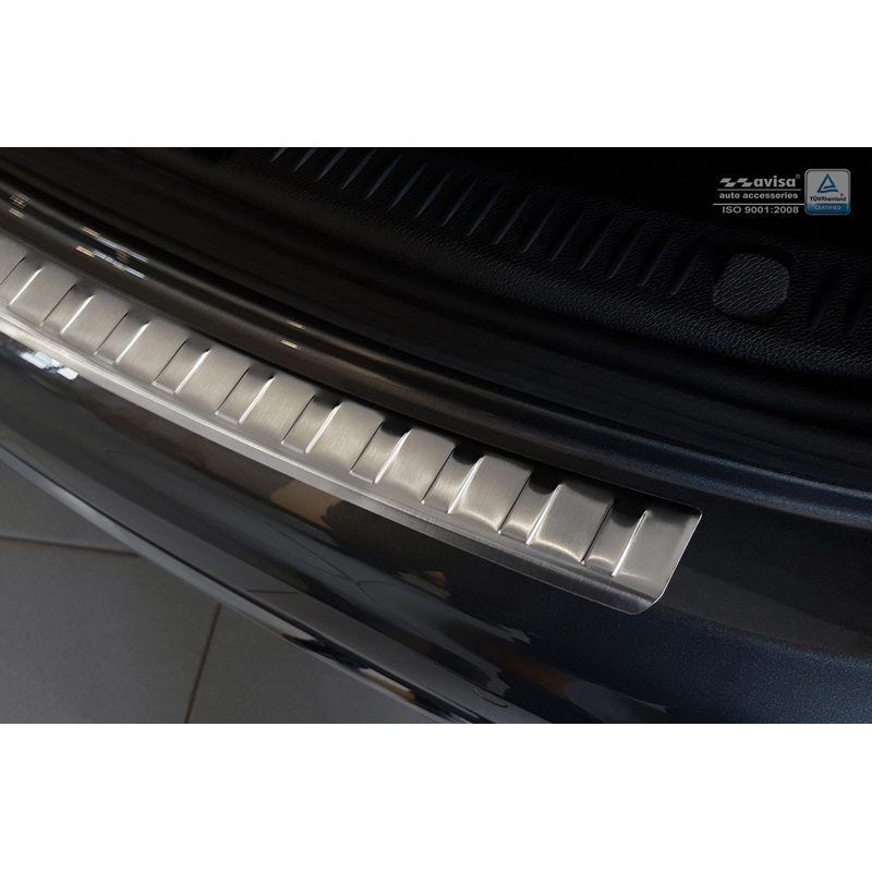 Protection de seuil arrière inox sur mesure pour Mercedes Classe-E W213 Sedan 2016-2020 & FL 2020-2023 'Ribs'