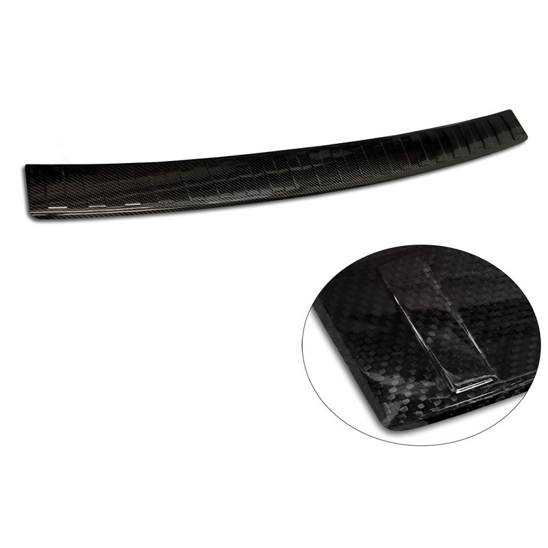 Protection de seuil arrière carboné 3D sur mesure pour Volkswagen Caravelle T6 2015-2019 & Caravelle T6.1 2019- (avec hayon arrière) 'Ribs'