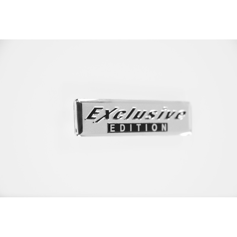 Emblème/Logo d'aluminium - EXCLUSIVE EDITION - 7,3x1,7cm