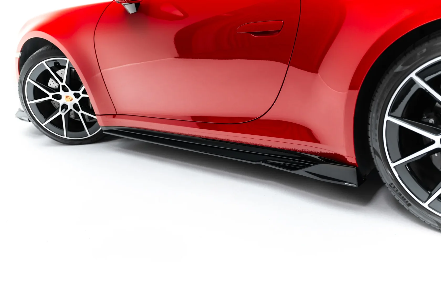Bodykit passend voor Porsche 911 Carrera Aero 992 Facelift Glans Zwart – Maxton Design