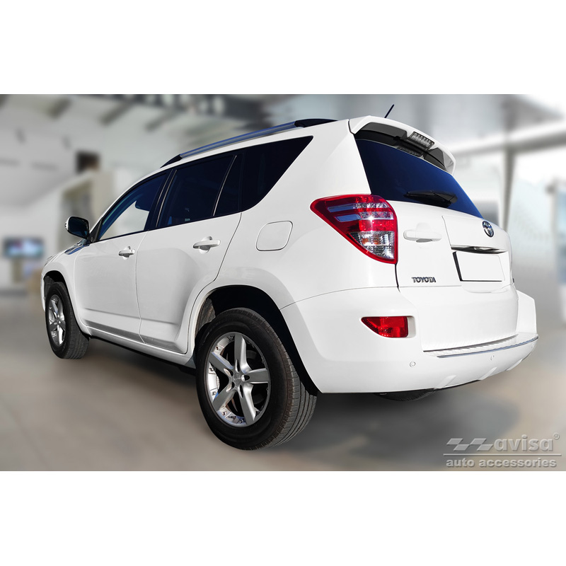 Protection de seuil arrière inox sur mesure pour Toyota RAV-4 III 2005-2008 & FL 2008-2012 'Ribs' (convient uniquement sans roue de secours)