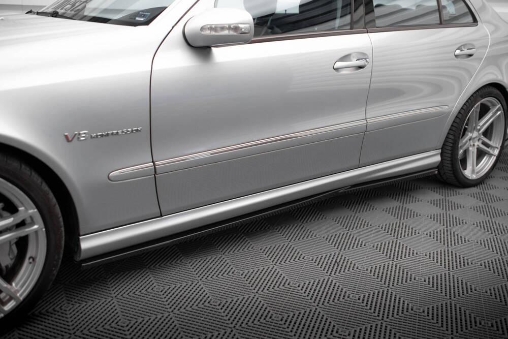 Zijskirts Mercedes E55 AMG W211 Maxton Glans Zwart