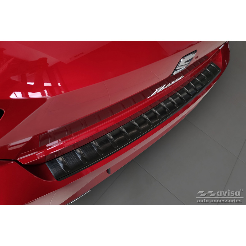 Protection de seuil arrière inox noir sur mesure pour Seat Ibiza 6F Facelift 2021- 'Ribs'