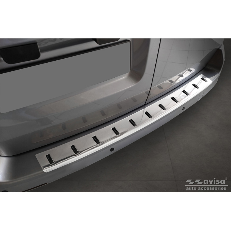 Protection de seuil arrière inox sur mesure pour Citroën Space Tourer & Jumpy 2016- / Peugeot Traveller & Expert 2016- / Toyota Proace Verso 2016- / Opel Vivaro & Zafira Life 2019- 'STRONG EDITION'