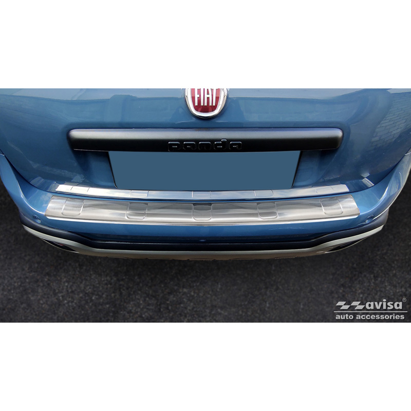Protection de seuil arrière inox sur mesure pour Fiat Panda III Cross 2020- incl. Hybrid 'Ribs'