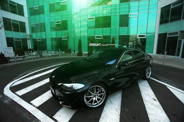 Z-Performance Eight Hyper Silver 8,5x19 5x120 ET35 Velgen