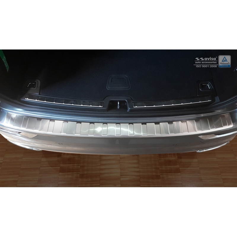 Protection de seuil arrière inox sur mesure pour Volvo XC60 II 2017-2021 & FL 2021- incl. R-Design 'Ribs'