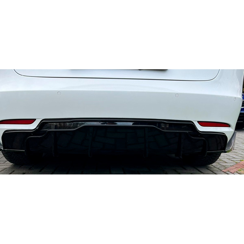 Jupe arrière (Diffuser) sur mesure pour Tesla Model 3 2017- 'Aero' (ABS Noir Luisant)