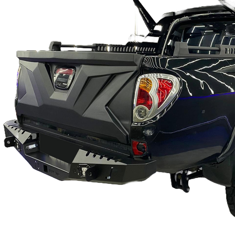 Protecteur de hayon sur mesure pour Mitsubishi L200 Triton 4 2010-2014 - Noir mat