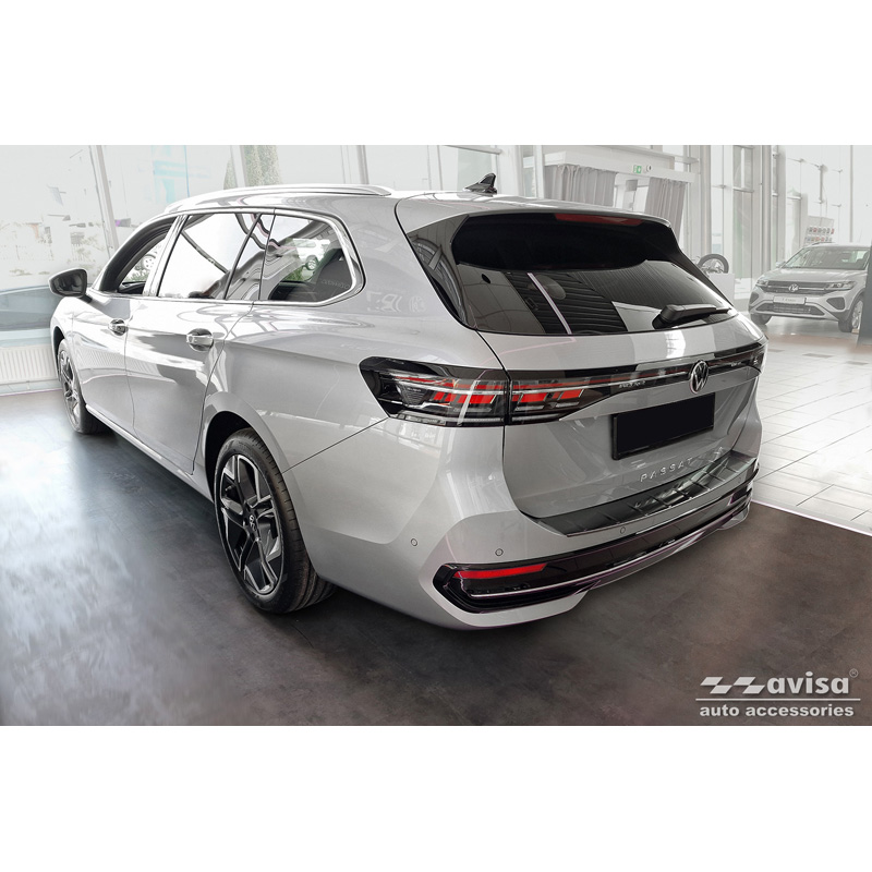 Protection de seuil arrière inox noir sur mesure pour Volkswagen Passat Variant (CJ5) 2023- 'Ribs'