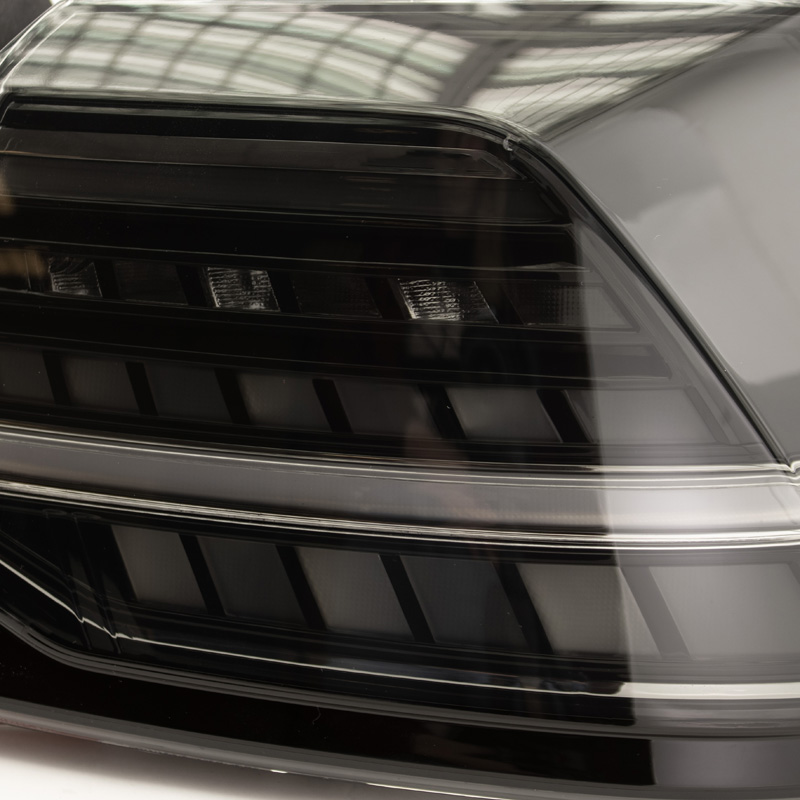 Set de Feux Arrière LED sur mesure pour Volkswagen Golf VII 2012-2017 & Facelift (7.5) 2017- excl. Variant - Noir - incl. Feux Dynamiques