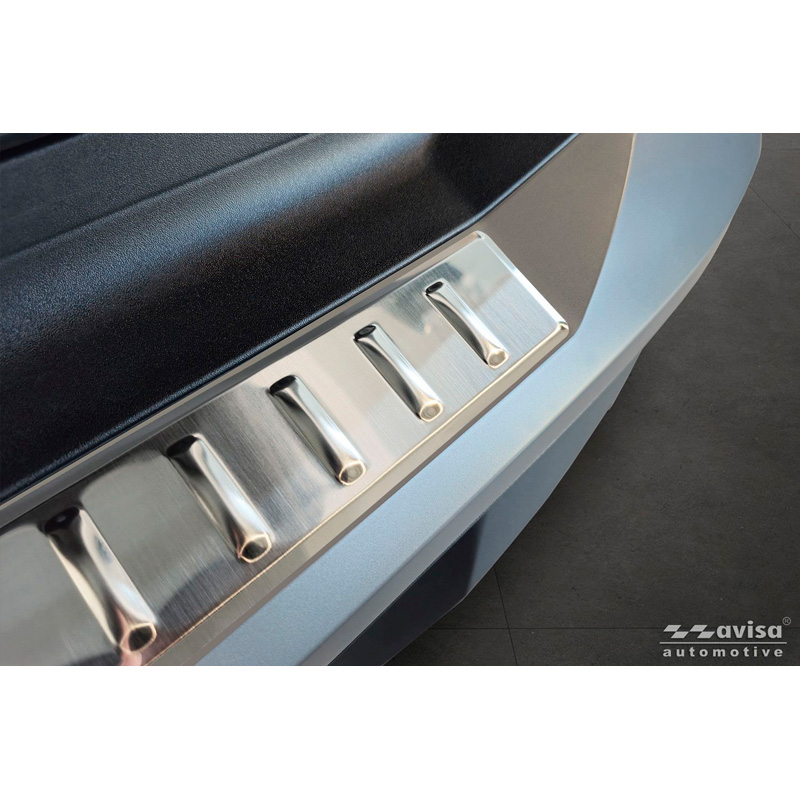 Avisa Protection de seuil arrière inox sur mesure pour Peugeot 5008 III 2024- 'Ribs'