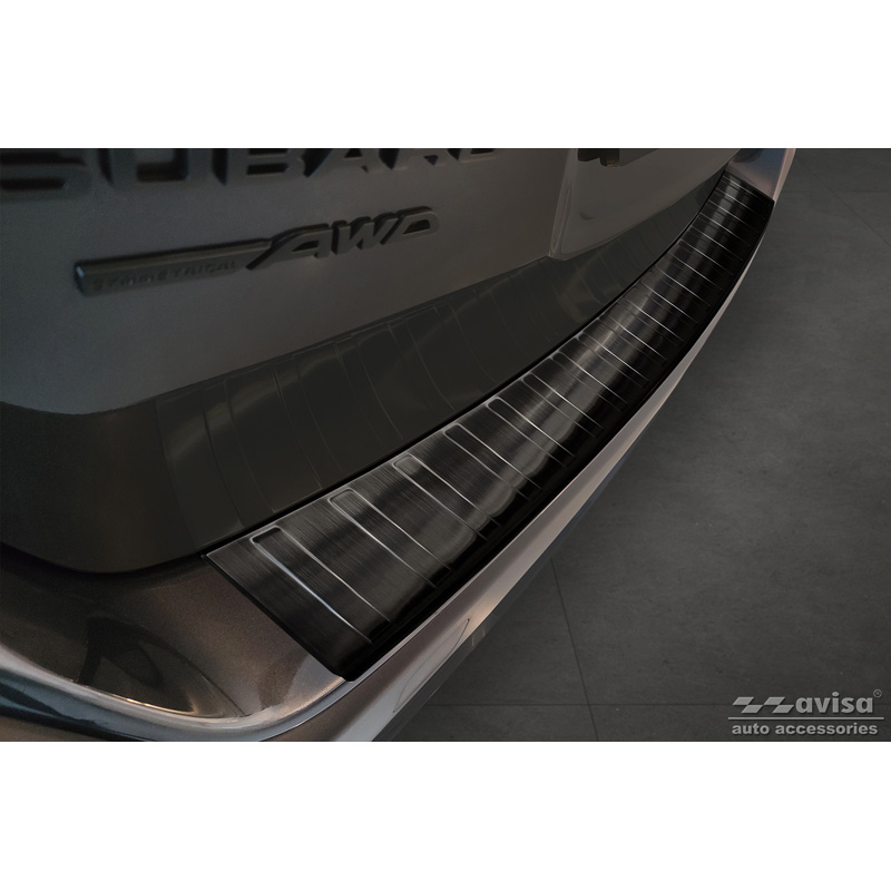 Protection de seuil arrière inox noir sur mesure pour Subaru Outback (BT) 2020- 'Ribs'