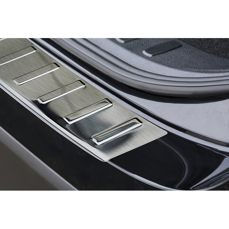 Protection de seuil arrière inox sur mesure pour BMW X1 E84 Facelift 2012-2015 'Ribs' excl. Paquet-M