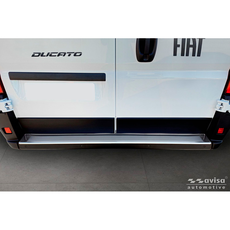 Avisa Protection de seuil arrière sur mesure pour Fiat Ducato III Facelift 2023- / Opel Movano III Facelift 2023- / Toyota Proace Max 2024- 'Ribs' (2 parties)