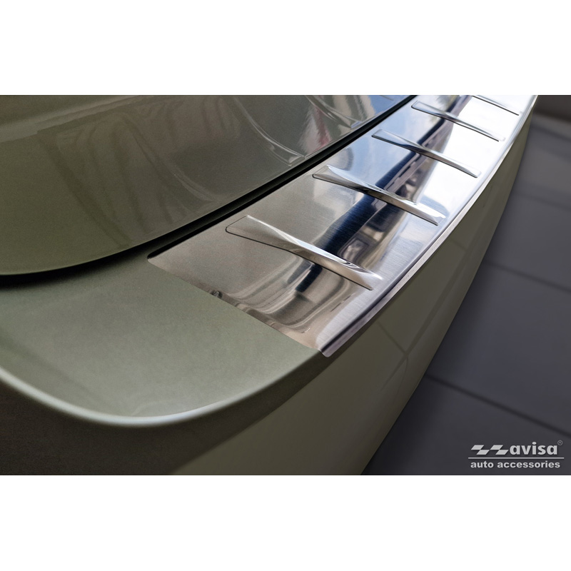 Protection de seuil arrière inox sur mesure pour Skoda Superb IV Combi 2023- 'Ribs'