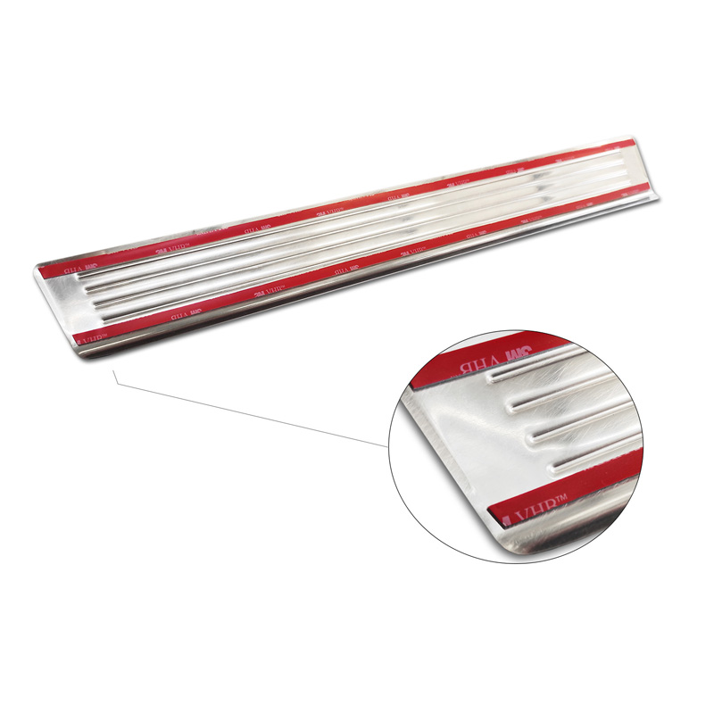 Seuils de portes inox sur mesure pour Renault Express Furgon 2021- 'Lines' - 2-pièces