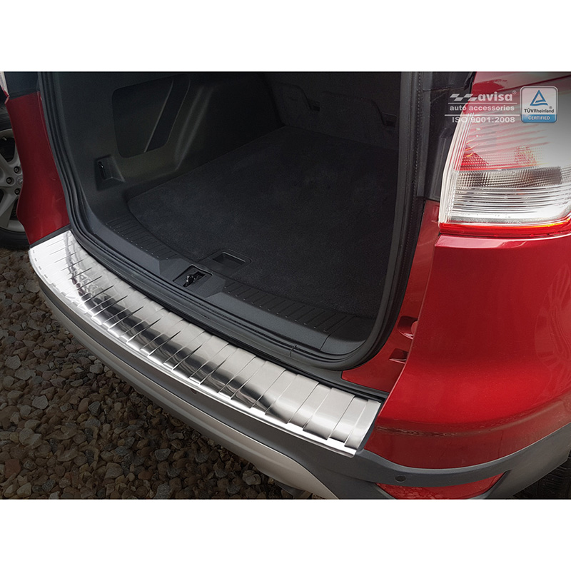 Protection de seuil arrière inox sur mesure pour Ford Kuga II 2013-2019 'Ribs' (Version longue)