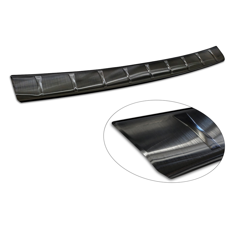 Protection de seuil arrière inox noir sur mesure pour Mercedes Classe-E (S214) Estate 2023- 'Ribs'