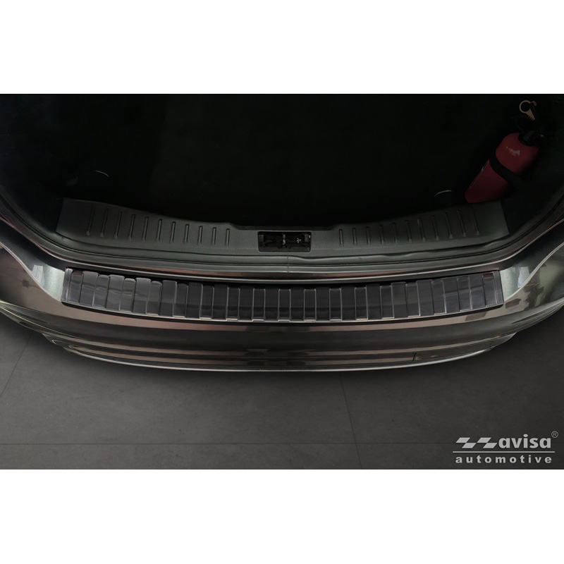 Protection de seuil arrière inox noir sur mesure pour Ford Focus III HB Facelift 2014-2018 & Fiësta 2017-2023 'Ribs'