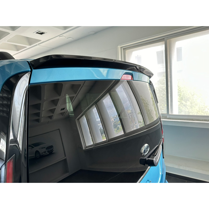 Becquet de toit sur mesure pour Ford Tourneo Connect 2022- & Volkswagen Caddy 2020-  (avec hayon arrière) (PU)