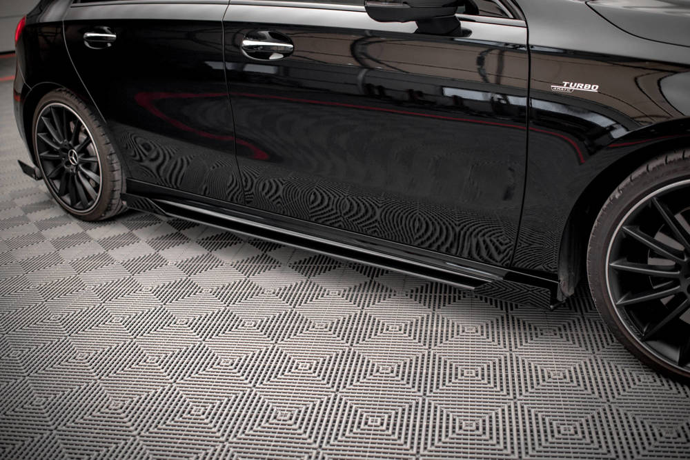 Zijskirts met Canards Street Pro Mercedes A-Klasse AMG Pakket & A35 AMG W177 Maxton