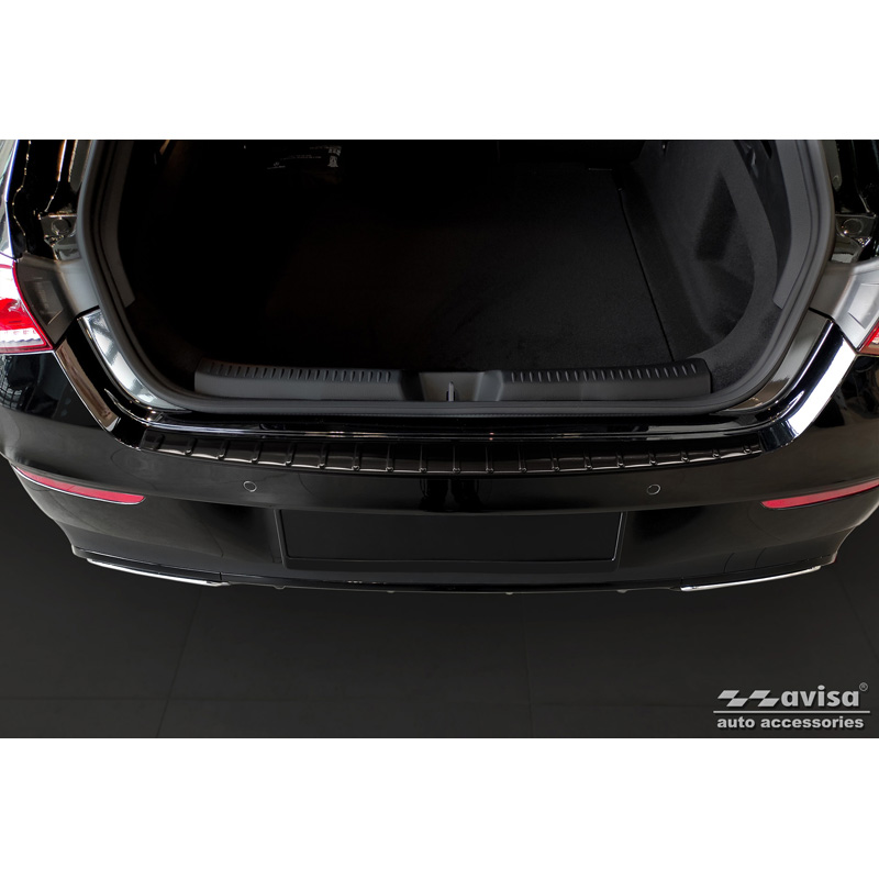 Protection de seuil arrière inox noir sur mesure pour Mercedes CLA II (X118) Shooting Brake 2019- 'Ribs'