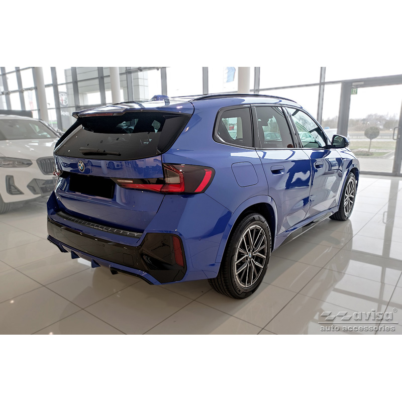 Protection de seuil arrière inox noir sur mesure pour BMW X1 U11 M-Sport 2022- 'Ribs'