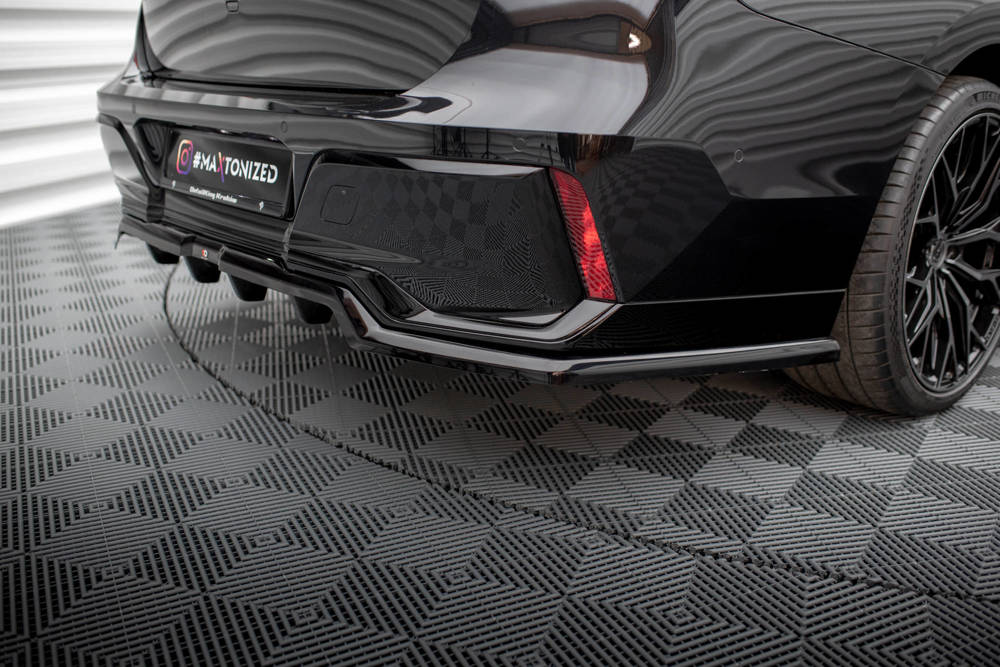 Diffuser BMW 7 Serie G70 M Pakket Maxton Glans Zwart