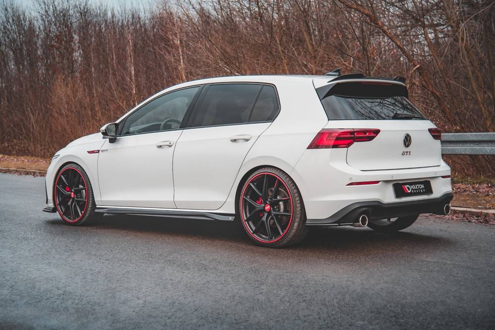 Zijskirts V.3 Volkswagen Golf 8 GTI / GTI Clubsport / R-Line Maxton Glans Zwart