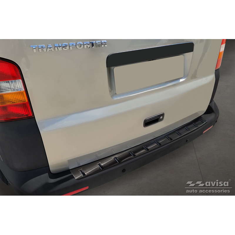 Protection de seuil arrière inox noir sur mesure pour Volkswagen Transporter T5 2003-2015 incl. Multivan/Caravelle 'STRONG EDITION'