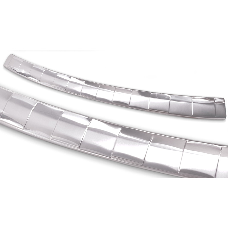 Protection de seuil arrière inox sur mesure pour Skoda Octavia IV Kombi 2020-2024 & FL 2024- (incl. RS, excl. Scout) 'Ribs'