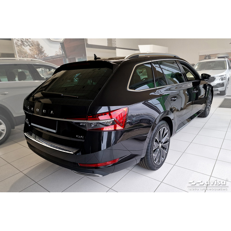 Protection de seuil arrière inox Chrome sur mesure pour Skoda Superb Combi 2015-2019 incl. Facelift 2019-2024 & Scout 'Ribs'