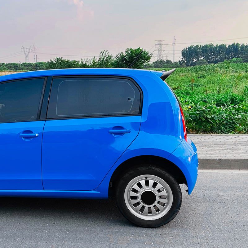 Becquet de toit (Spoiler Cap) sur mesure pour Volkswagen Up! excl. GTi & Seat Mii & Skoda Citigo 2011- (ABS Noir Luisant)