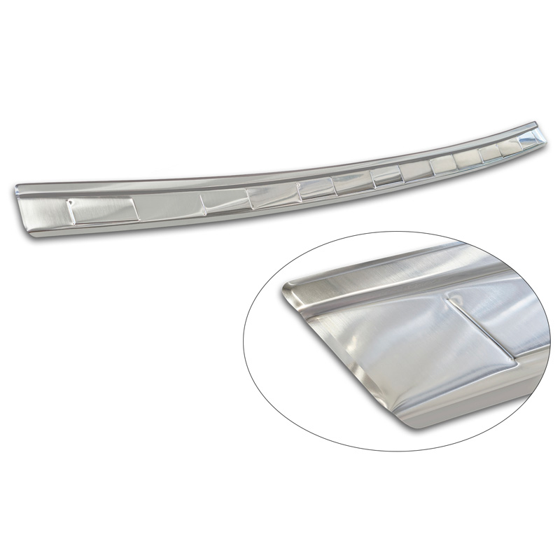 Protection de seuil arrière inox sur mesure pour Dacia Duster III 2024- 'Ribs'