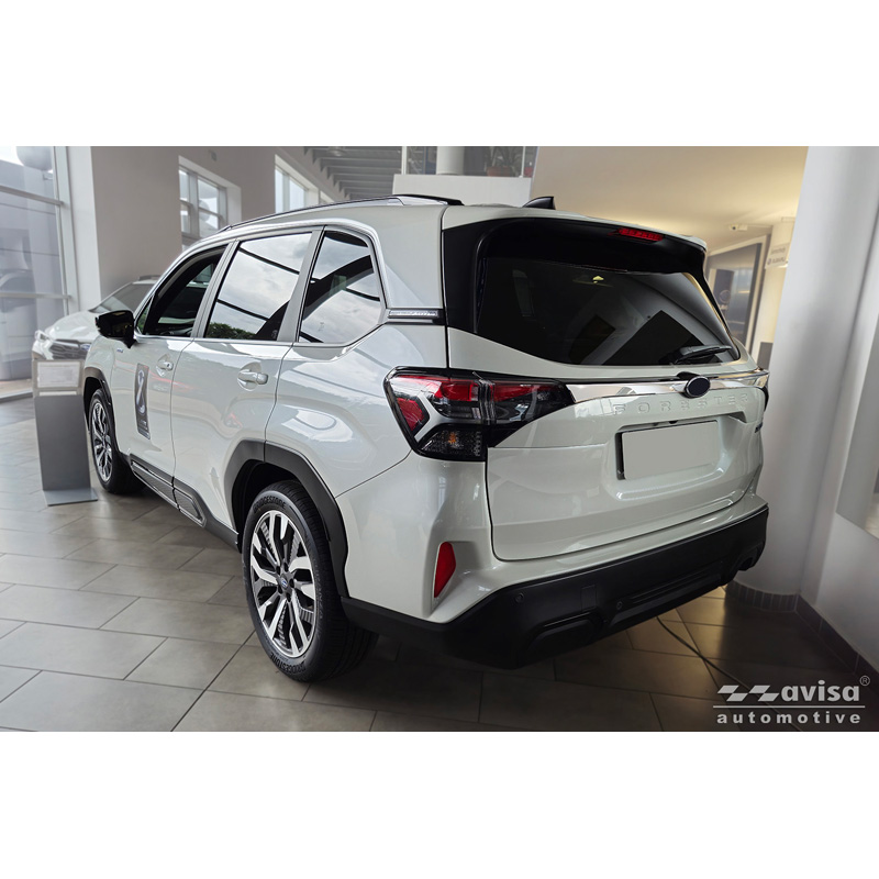 Avisa Revêtement d'habillage du hayon du coffre inox Chrome sur mesure pour Subaru Forester VI (SL) 2024-