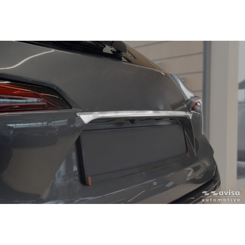 Avisa Revêtement d'habillage du hayon du coffre inox brossé sur mesure pour Toyota Corolla Touring Sports (E21) 2019-