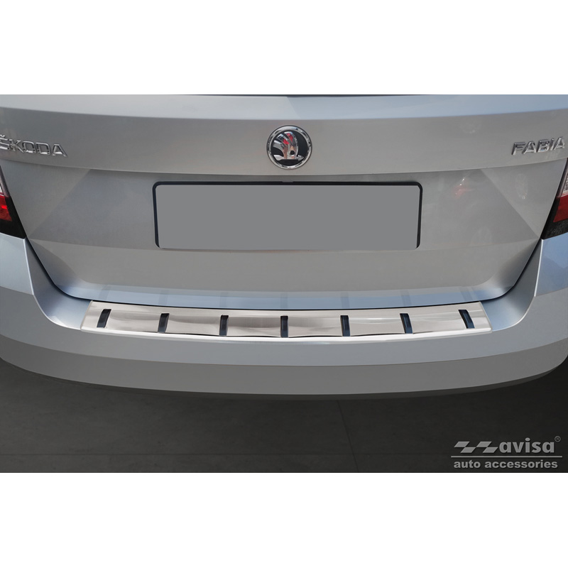 Protection de seuil arrière inox sur mesure pour Skoda Fabia III Combi 2014-2018 'STRONG EDITION'