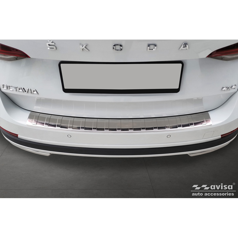 Protection de seuil arrière inox sur mesure pour Skoda Octavia Scout (NX5) 2020- 'Ribs'