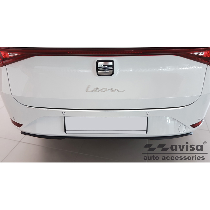 Protection de seuil arrière inox sur mesure pour Seat Leon IV ST Sportstourer incl. FR & Cupra Leon Sportstourer 2020-2024 & FL 2024- 'Ribs'