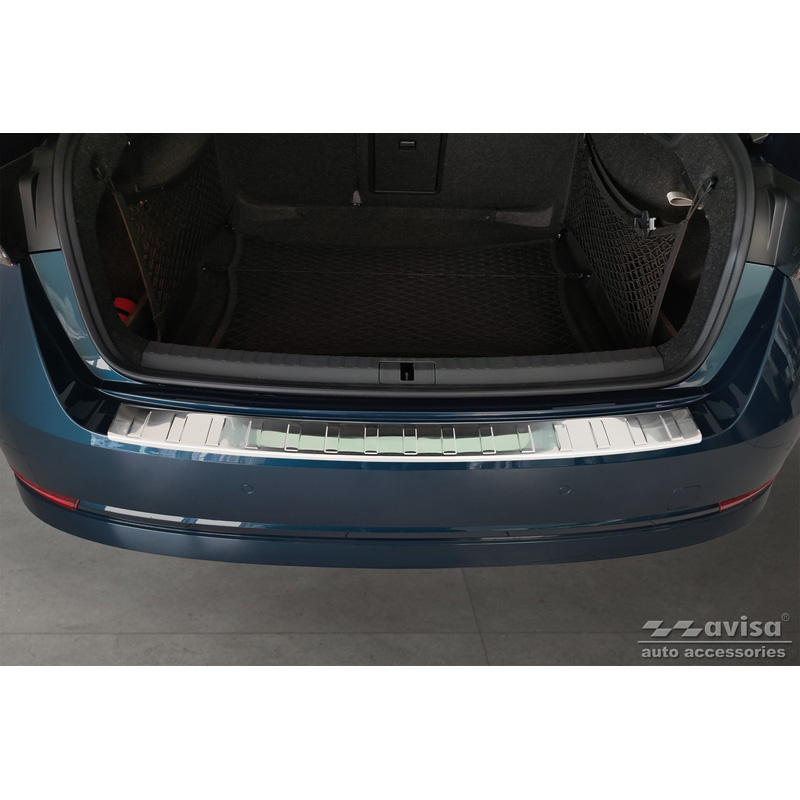 Protection de seuil arrière inox sur mesure pour Skoda Octavia IV Liftback 2020-2024 & FL 2024- 'Ribs'