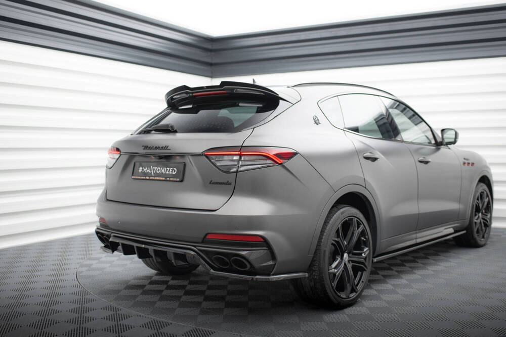 Diffuser Maserati Levante Trofeo Maxton Glans Zwart