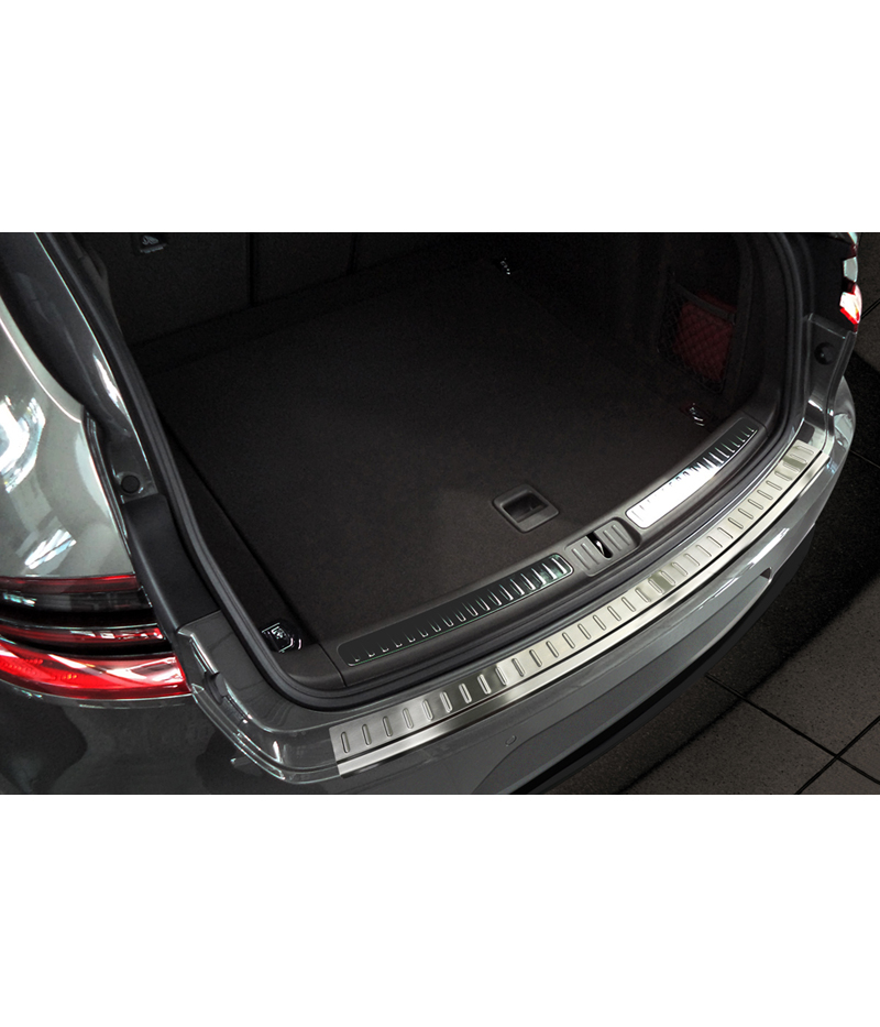 Protection de seuil arrière inox sur mesure pour Porsche Macan 2013-2019 & 2019- 'Ribs'