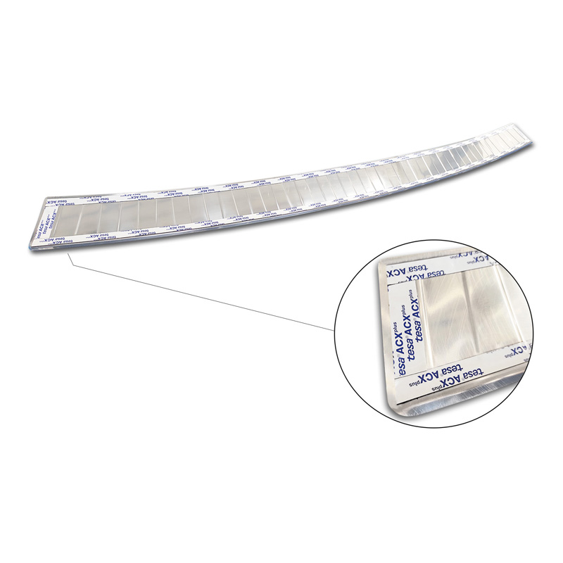Protection de seuil arrière inox sur mesure pour VW Transporter T5 2003-2015 (tous) & T6 2015- / FL 2019- (portes arrière) 'XL' 'Ribs'