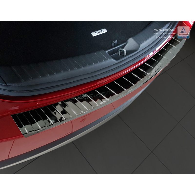 Protection de seuil arrière inox Noir-Chromé sur mesure pour Mazda CX-5 II 2017- incl. Facelift 'Ribs'