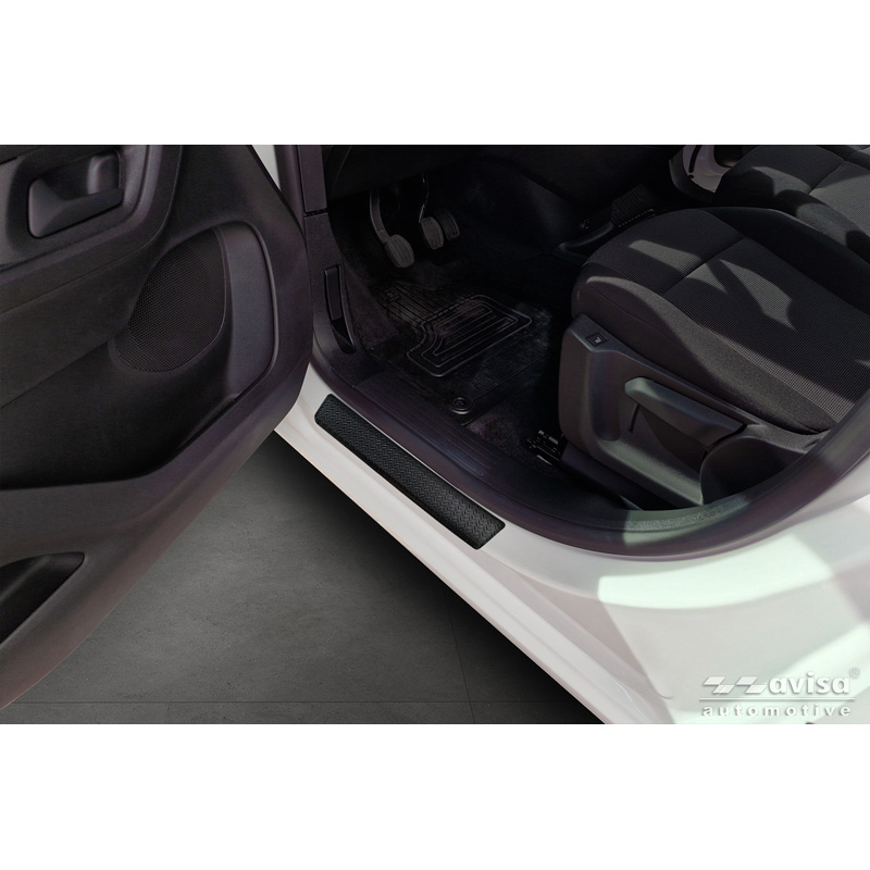 Seuils de portes aluminium 'Riffled Plate' sur mesure pour Toyota Proace Verso II 2016- / Opel Combo-E Life, Peugeot Partner III, Peugeot Rifter, Citroën Berlingo III, Citroën Berlingo III Multispace 2018- / Toyota Proace City, Toyota Proace City Verso