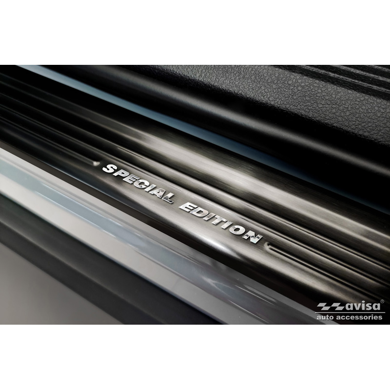 Seuils de portes inox noir sur mesure pour Nissan Qashqai III 2021- - 'Special Edition' - 4-pièces