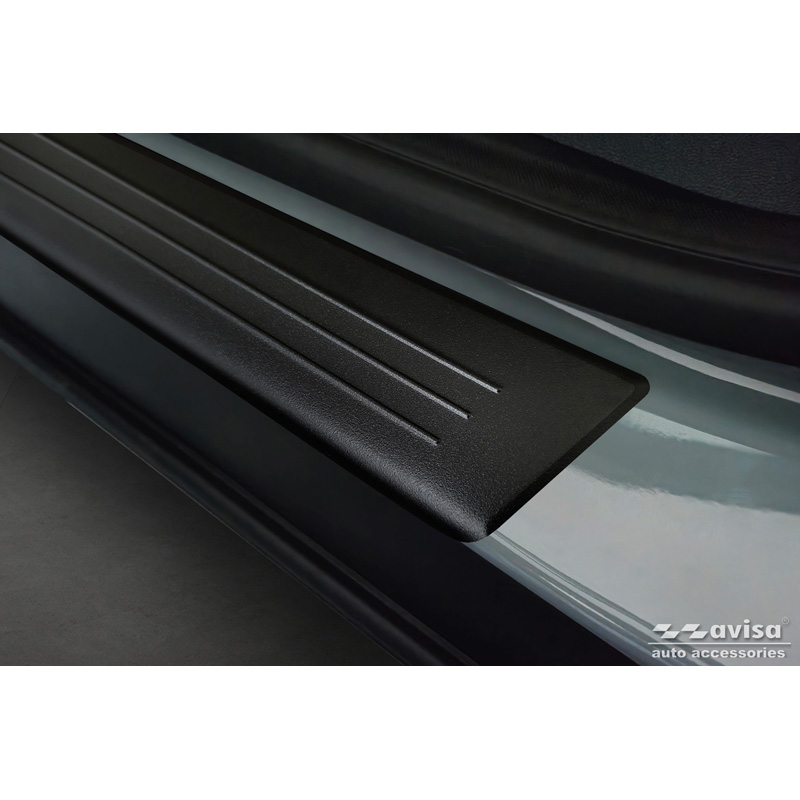 Seuils de portes inoxydable noir sur mesure pour Ford Tourneo Courier II 2023- 'Lines' - 4-pièces